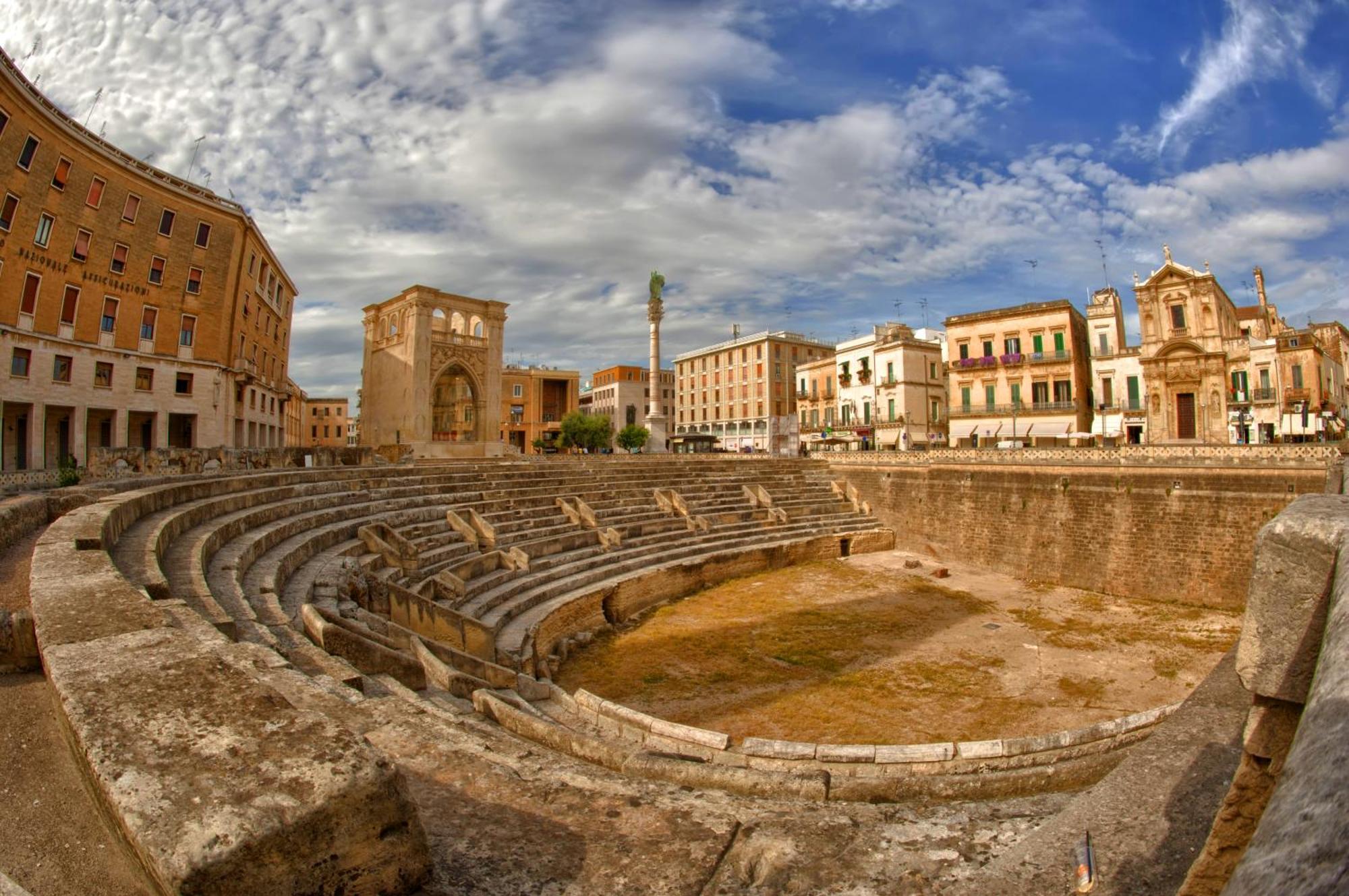 Plaza * Lecce