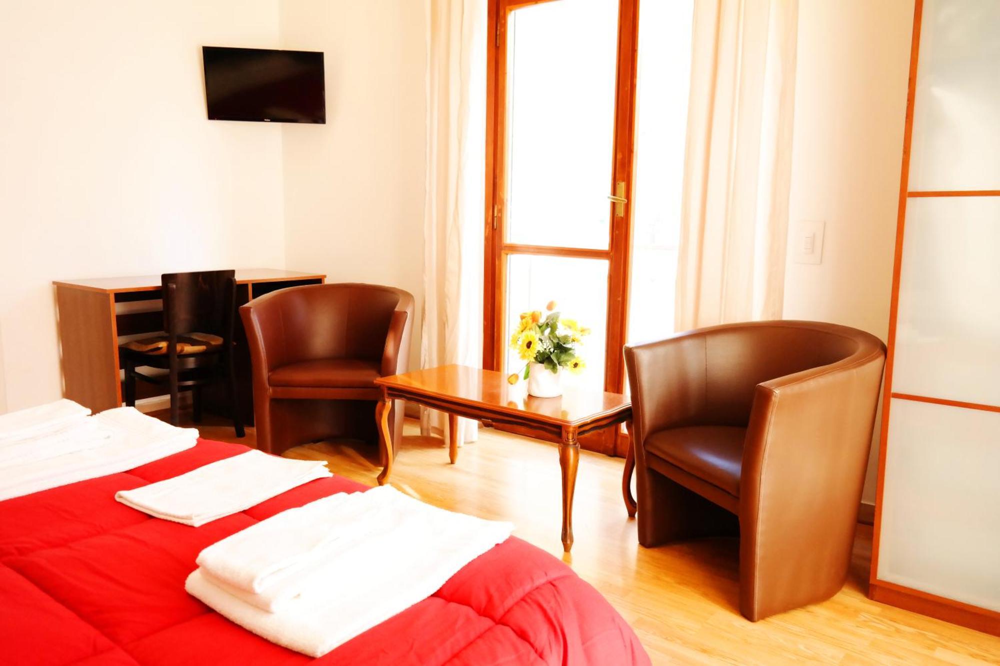 Plaza Bed & Breakfast